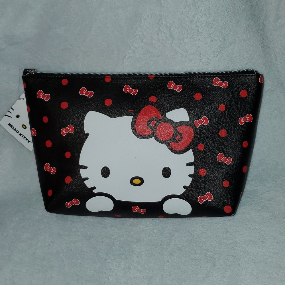 NWT Concept One Sanrio Hello Kitty Polka Dot Cosmetic Pouch